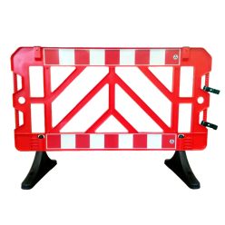 Műanyag biztonsági barikád 1500x1000 mm