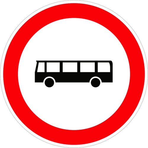 Autóbusszal behajtani tilos! KRESZ közlekedési tábla