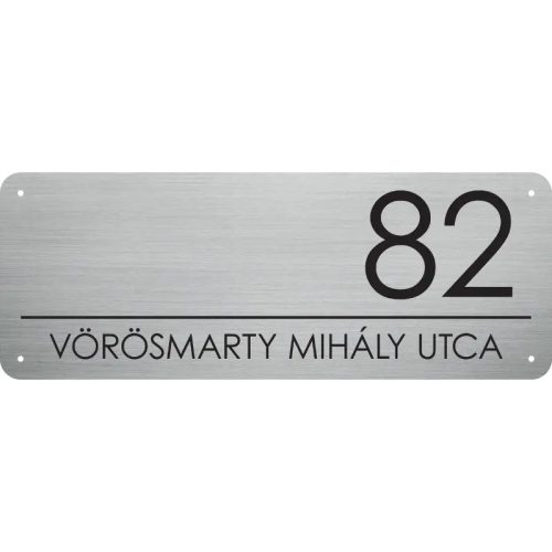 A házszámtábla 3mm vastag, szálra húzott ezüst színű alumínium szendvicslemez alapanyag UV táblanyom