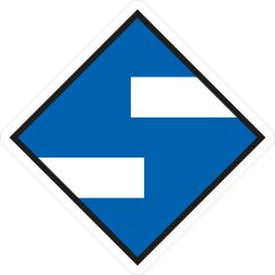 Anyaga 1,5 mm vastagságú horganyzott lemezre kasírozott EGP (1. fóliaosztályú) mikroprizmás fényviss